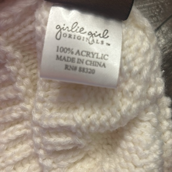 C.C. Brands Women's Cream with Leopard Print Cuff Knit Beanie - Picture 3 of 9